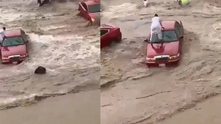 سيول مكة تغمر الشوارع وتسبب خسائر مادية كبيرة بسبب الأمطار الغزيرة - 1 - سيناء الإخبارية