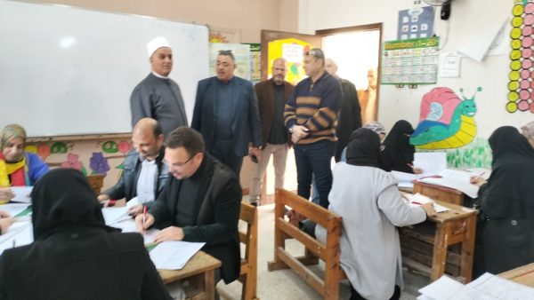 السايس يتفقد أعمال تصحيح الشهادة الإعدادية الأزهرية بمعهد بنين العريش الجديد - 3 - سيناء الإخبارية