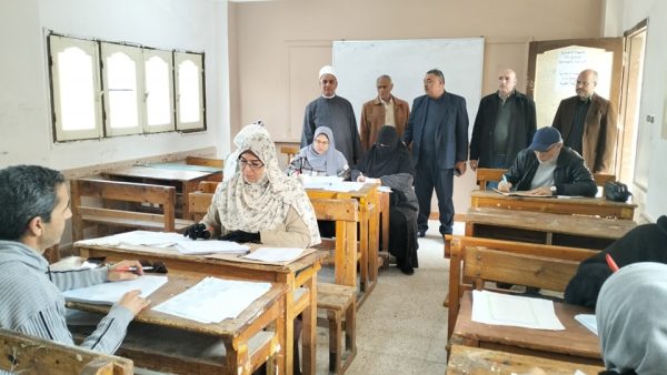 السايس يتفقد أعمال تصحيح الشهادة الإعدادية الأزهرية بمعهد بنين العريش الجديد - 7 - سيناء الإخبارية