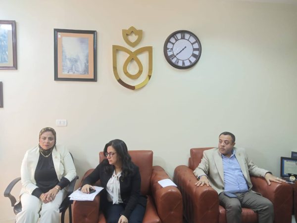 أيمن رخا يترأس اجتماعًا موسعًا لمتابعة تطوير الخدمات الصحية في جنوب سيناء - 3 - سيناء الإخبارية