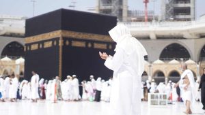 إنقاذ حياة معتمرة مصرية بعدما توقف نبضها في أثناء طوافها بالكعبة - 3 - سيناء الإخبارية