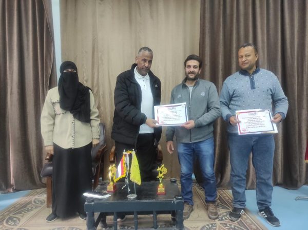 وكيل وزارة الشباب والرياضة بشمال سيناء يكرّم منسقي مبادرة "بداية" لتعزيز بناء الإنسان المصري - 9 - سيناء الإخبارية