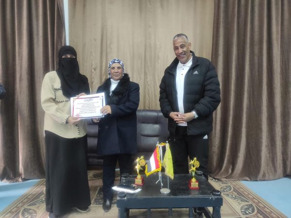 وكيل وزارة الشباب والرياضة بشمال سيناء يكرّم منسقي مبادرة "بداية" لتعزيز بناء الإنسان المصري - 13 - سيناء الإخبارية