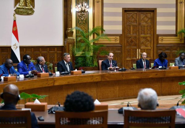 السيسي يستقبل رؤساء المحاكم الدستورية والعليا الأفارقة ويؤكد دعم مصر لاستقلال القضاء - 1 - سيناء الإخبارية