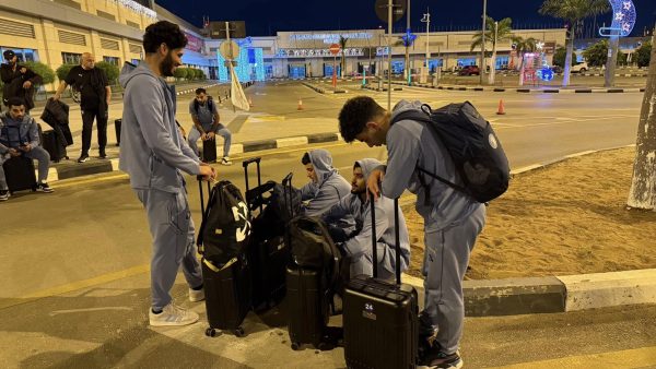 لحظات الرعب في سماء أنجولا.. مطبات جوية تهدد بعثة بيراميدز بعد التأهل التاريخي لدوري الأبطال - 3 - سيناء الإخبارية