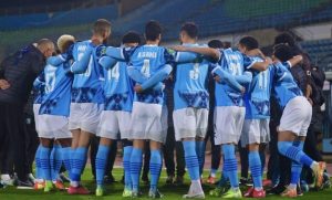 رئيس نادي بيراميدز يحرص على الاجتماع بلاعبي الفريق قبل لقاء الزمالك بالدوري الممتاز - 1 - سيناء الإخبارية