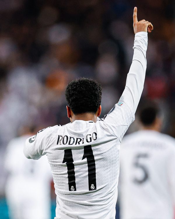 ريال مدريد يكتسح ستاد بريست الفرنسي 3-0 في دوري أبطال أوروبا - 1 - سيناء الإخبارية