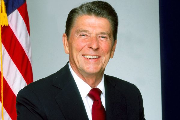 البرد القارس يجبر واشنطن على نقل تنصيب ترامب إلى داخل الكونجرس.. الرئيس الجديد يتعلم من التاريخ - 7 - سيناء الإخبارية