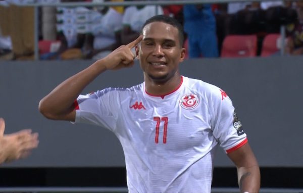 سيف الدين الجزيري يجدد عقده مع الزمالك ويتجاوز أزمة المستحقات - 1 - سيناء الإخبارية