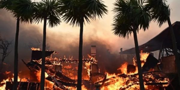 ارتفاع حصيلة ضحايا حرائق كاليفورنيا إلى 16 قتيلاً و150 مليار دولار خسائر أولية - 1 - سيناء الإخبارية