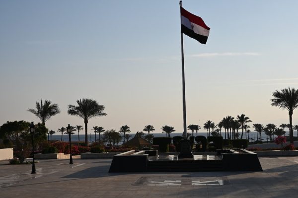 محافظ جنوب سيناء يرور طابا استعدادًا للاحتفال بالذكرى الـ36 لاسترداد المدينة - 7 - سيناء الإخبارية
