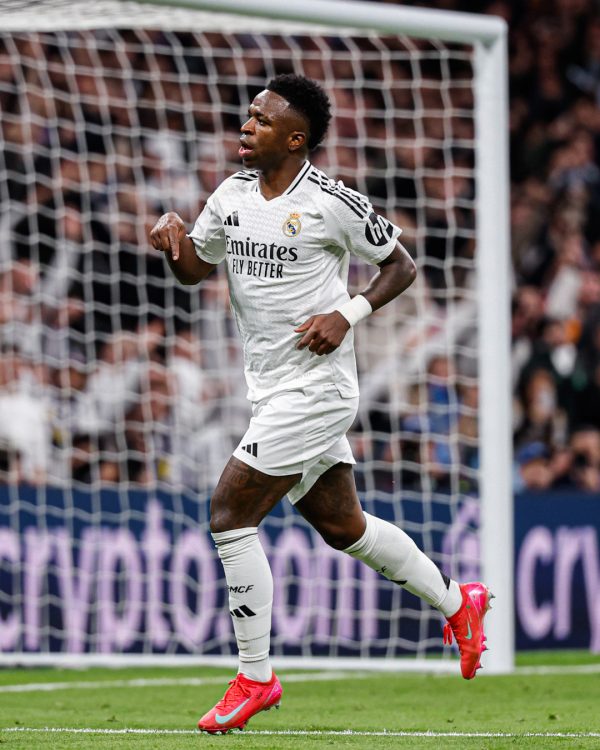 أنشيلوتي يرفض عرضًا سعوديًا بـ350 مليون يورو لضم فينيسيوس: اللاعب ملتزم بالبقاء في ريال مدريد - 1 - سيناء الإخبارية
