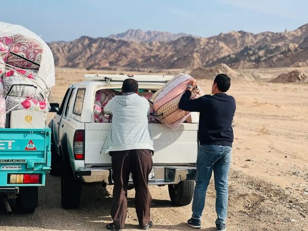 جنوب سيناء تشهد انطلاق قافلة "دفء وطمأنينة" إلى وديان خريزة والشرفا - 1 - سيناء الإخبارية