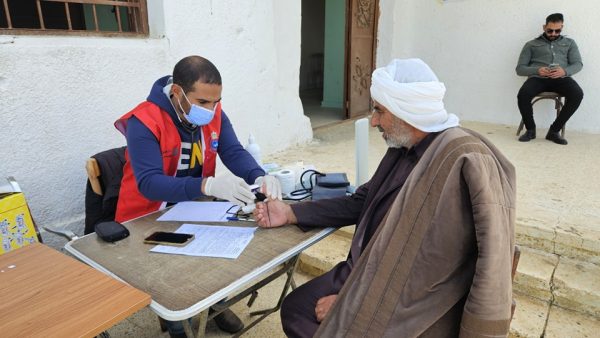 قافلة طبية تقدم الرعاية لـ310 مواطنين بقرية نجع شيبانه في شمال سيناء - 7 - سيناء الإخبارية