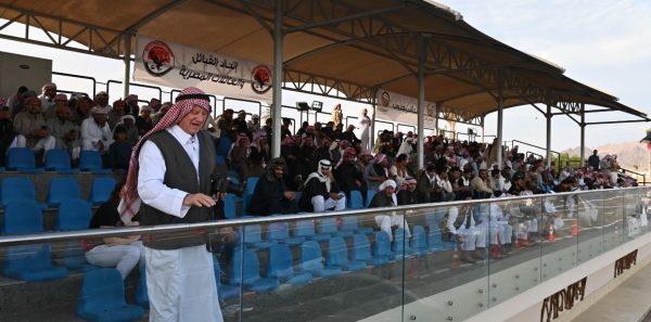 محافظ جنوب سيناء يتابع فعاليات اليوم الأول لسباقات الهجن ويشدد على دعم الاقتصاد المحلي وتطوير التراث - 5 - سيناء الإخبارية