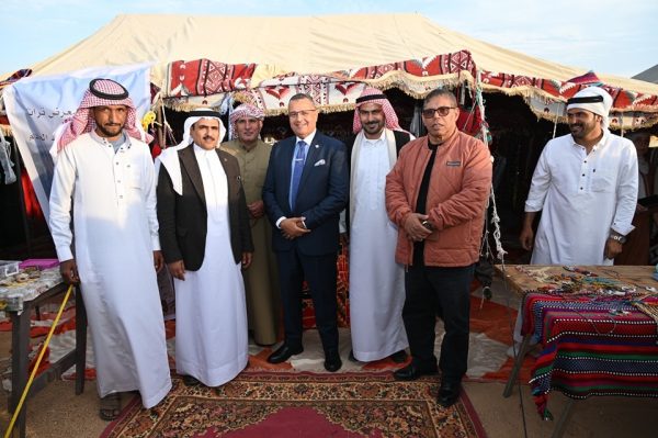محافظ جنوب سيناء يتابع فعاليات اليوم الأول لسباقات الهجن ويشدد على دعم الاقتصاد المحلي وتطوير التراث - 1 - سيناء الإخبارية