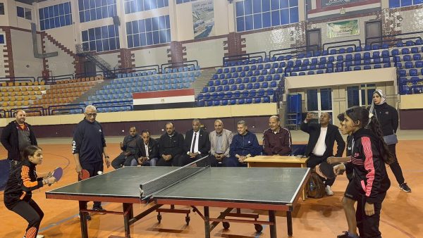 محافظ شمال سيناء يُكرّم الفائزين في بطولة تنس الطاولة ويشيد بدعم الدولة للمواهب الرياضية - 3 - سيناء الإخبارية