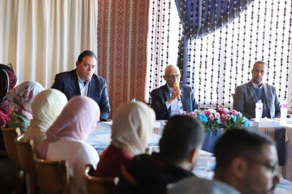 محافظ شمال سيناء يؤكد قوة مصر في مواجهة التحديات ويحث الشباب على المشاركة المجتمعية - 5 - سيناء الإخبارية