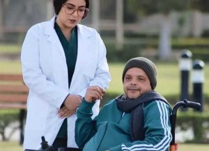 محمد هنيدي يصور بعض مشاهد مسلسل " شهادة معاملة أطفال " بحي جاردن سيتي - 3 - سيناء الإخبارية