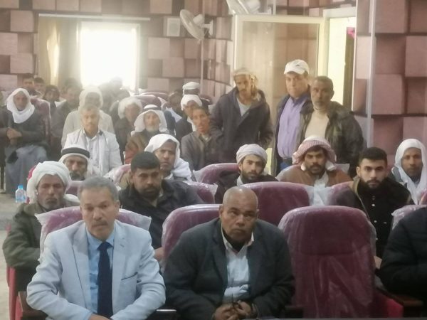 مديرية الزراعة بشمال سيناء تُنظم لقاء جماهيري في الشيخ زويد وتوزع 35 رشاشة على المزارعين - 1 - سيناء الإخبارية