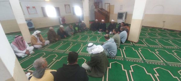 مدير أوقاف نويبع يلتقي مقيمي الشعائر والعمال ويشدد على حسن استقبال الجمهور - 3 - سيناء الإخبارية