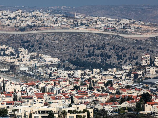 سلطات الاحتلال الإسرائيلي تعلن عن خطط جديدة لبناء آلاف الوحدات الاستيطانية في القدس الشرقية - 3 - سيناء الإخبارية