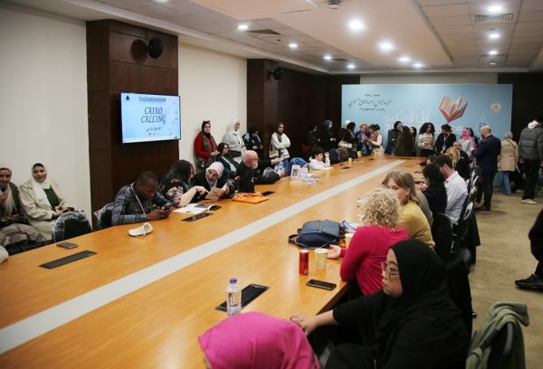إقبال جماهيري كبير في اليوم الثالث لمعرض القاهرة الدولي للكتاب 2025 - 27 - سيناء الإخبارية