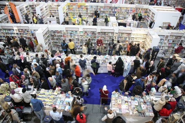 معرض القاهرة الدولي للكتاب 2025.. انطلاقة إلى المستقبل وتوجيه الذكاء الاصطناعي نحو الثقافة العربية - 5 - سيناء الإخبارية