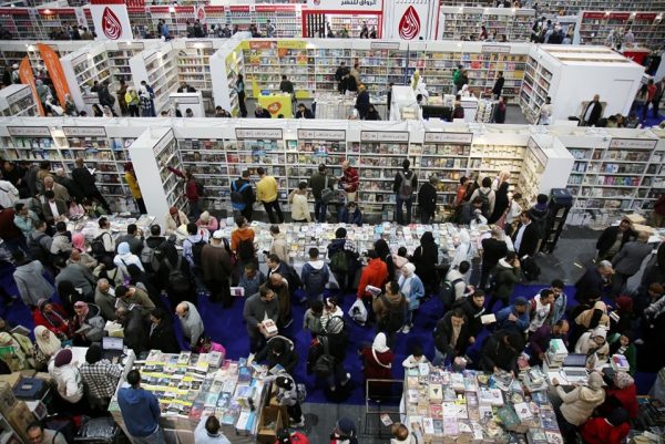 معرض القاهرة الدولي للكتاب 2025.. انطلاقة إلى المستقبل وتوجيه الذكاء الاصطناعي نحو الثقافة العربية - 15 - سيناء الإخبارية