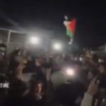 ننشر احتفالات الفلسطينيين باتفاقية وقف إطلاق النار وإطلاق سراح الرهائن فى بغزة - 4 - سيناء الإخبارية ننشر احتفالات الفلسطينيين باتفاقية وقف إطلاق النار وإطلاق سراح الرهائن فى بغزة - 3 - سيناء الإخبارية