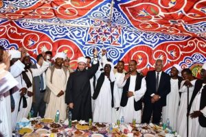 وزير الأوقاف يلتقي قيادات الدعوة وشيوخ القبائل بحلايب وشلاتين - 3 - سيناء الإخبارية