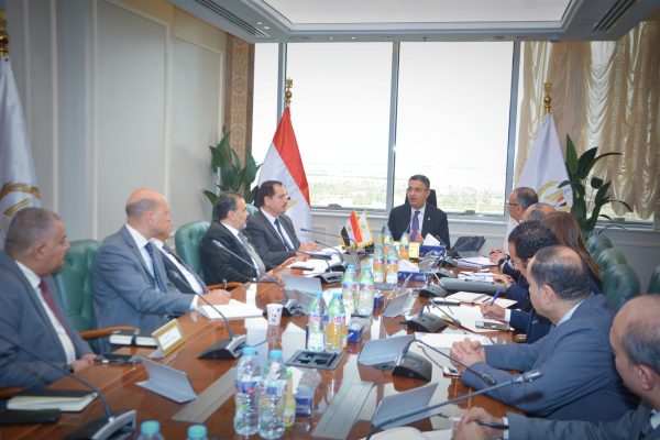 وزير التموين يعلن خطط تأمين السلع الأساسية في اجتماع مع القطاع الخاص استعدادًا لشهر رمضان - 1 - سيناء الإخبارية