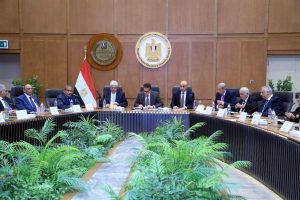 وزير الصحة يشارك في أولى جلسات الحوار المجتمعي حول مقترح نظام البكالوريا المصرية - 1 - سيناء الإخبارية