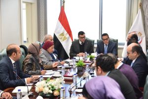 وزير الصحة يعقد اجتماعا مع وزير الإسكان لبحث سبل التعاون المشترك ومناقشة خطط تطوير مستعمرات الجزام - 3 - سيناء الإخبارية
