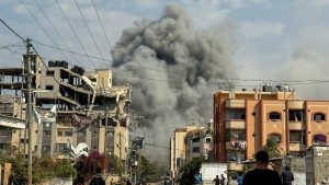 وفد من كبار قادة حماس يصل للقاهرة لبحث تطورات اتفاق وقف إطلاق النار وتبادل الأسرى بمراحله الثلاث - 1 - سيناء الإخبارية