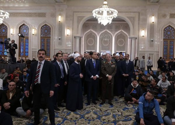 مدبولي يفتتح منارة "العلي العظيم".. المسجد الجامع يتسع لـ5000 مصلٍّ ويضم 3 قاعات للمناسبات و5 عيادات طبية - 21 - سيناء الإخبارية