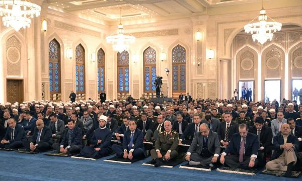 مدبولي يفتتح منارة "العلي العظيم".. المسجد الجامع يتسع لـ5000 مصلٍّ ويضم 3 قاعات للمناسبات و5 عيادات طبية - 7 - سيناء الإخبارية