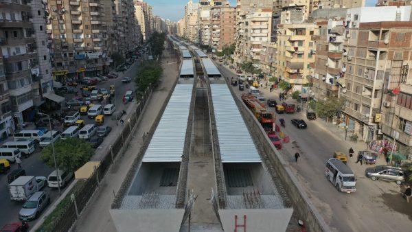 مترو الإسكندرية.. تقدم أعمال التنفيذ وتركيب الكمرات في المرحلة الأولى للمشروع العملاق - 1 - سيناء الإخبارية