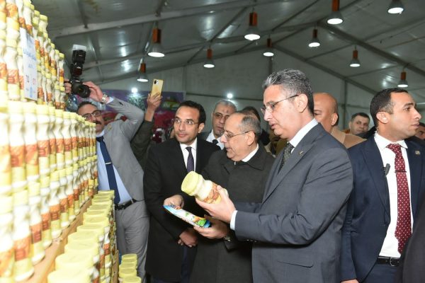 وزير التموين يفتتح معرض أهلا رمضان بالقاهرة يوفر 2000 طن سلع بتخفيضات تصل إلى 30% - 25 - سيناء الإخبارية