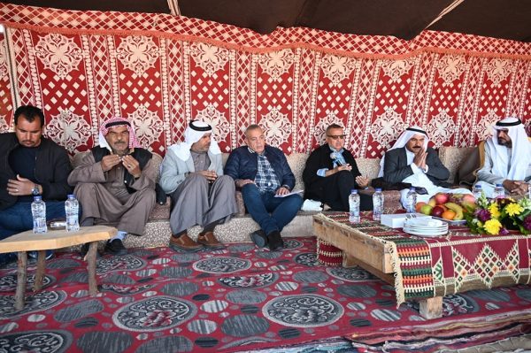 محافظ جنوب سيناء يتفقد مشروعات حيوية في نويبع ويستعرض خطط التنمية مع شيوخ العواقل - 31 - سيناء الإخبارية