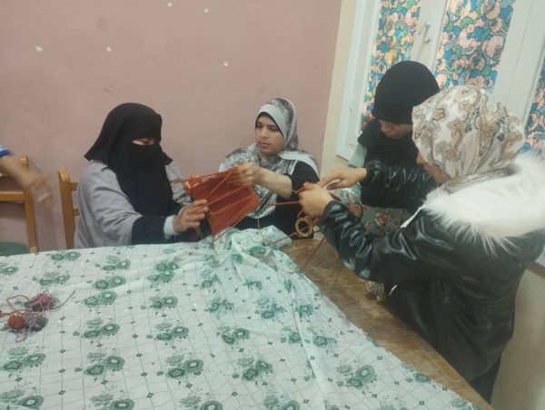 ورشة لصناعة الأباجورات بمركز شباب الصيادين لتعزيز دور المرأة وتنمية مهاراتها - 3 - سيناء الإخبارية