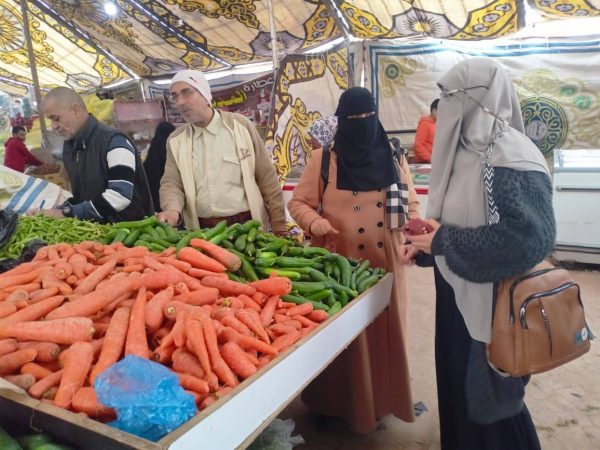 مديرية الزراعة تجري جولة رقابية في سوق العريش.. اعرف أسعار اللحوم والياميش قبل رمضان - 1 - سيناء الإخبارية