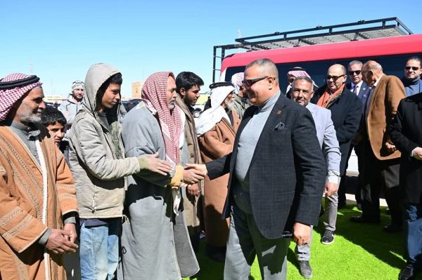 محافظ جنوب سيناء يتفقد مشروع الإسكان البدوي بقرية النقب ضمن احتفالات العيد القومي الـ 36 - 15 - سيناء الإخبارية