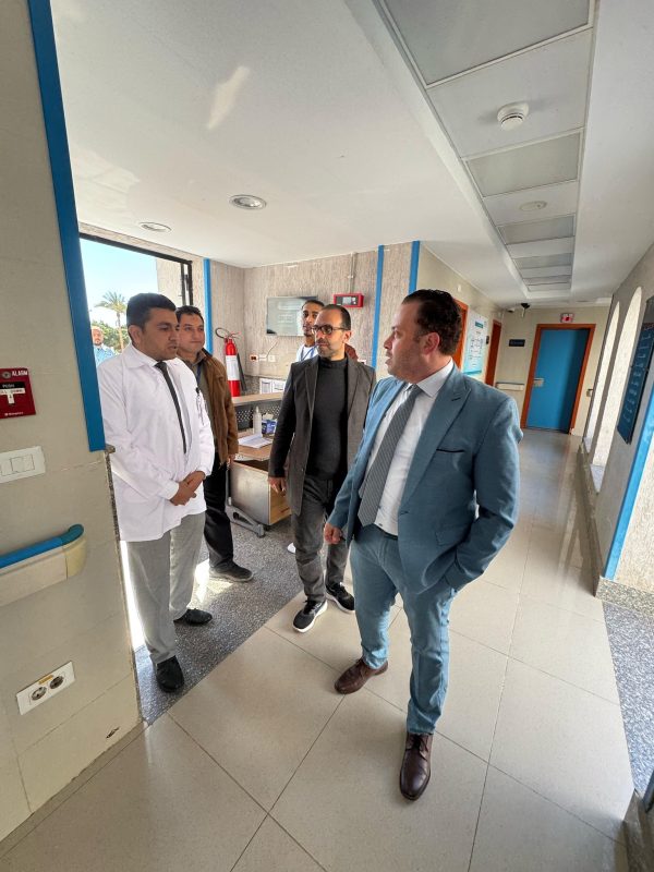 مدير الرعاية الصحية بجنوب سيناء يتفقد وحدة طب أسرة طابا لمتابعة الخدمات الطبية - 1 - سيناء الإخبارية