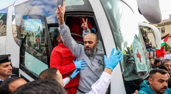 إسرائيل تستخدم أساليب نفسية جديدة ضد الأسرى الفلسطينيين قبل الإفراج عنهم - 3 - سيناء الإخبارية