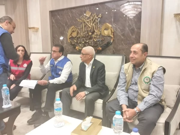 محافظ شمال سيناء يستقبل وفدًا وزاريًا ومن الجامعة العربية في العريش - 3 - سيناء الإخبارية