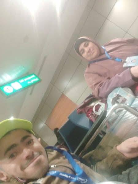  الإمام الأكبر يفي بوعده ويرسل الحاجة زينب الشربيني ونجلها لأداء مناسك العمرة - 3 - سيناء الإخبارية