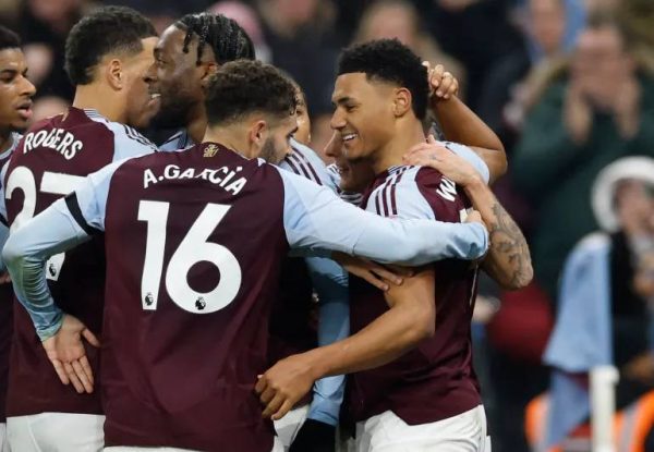 ليفربول يتعادل مع أستون فيلا 2-2.. محمد صلاح يتألق بهدف وصناعة آخر - 3 - سيناء الإخبارية