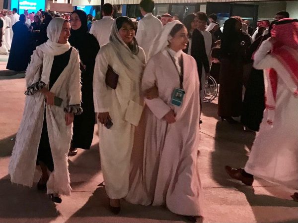 وزارة السياحة تشارك بـ8 قطع أثرية إسلامية في بينالي الفنون الإسلامية بجدة - 11 - سيناء الإخبارية