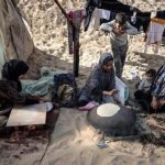 الأونروا : النازحون المقيمون في الخيام المؤقتة بغزة يواجهون ظروفًا قاسية بسبب الشتاء - 11 - سيناء الإخبارية